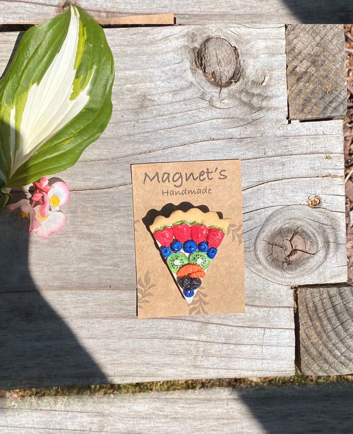 Fruit tart magnet