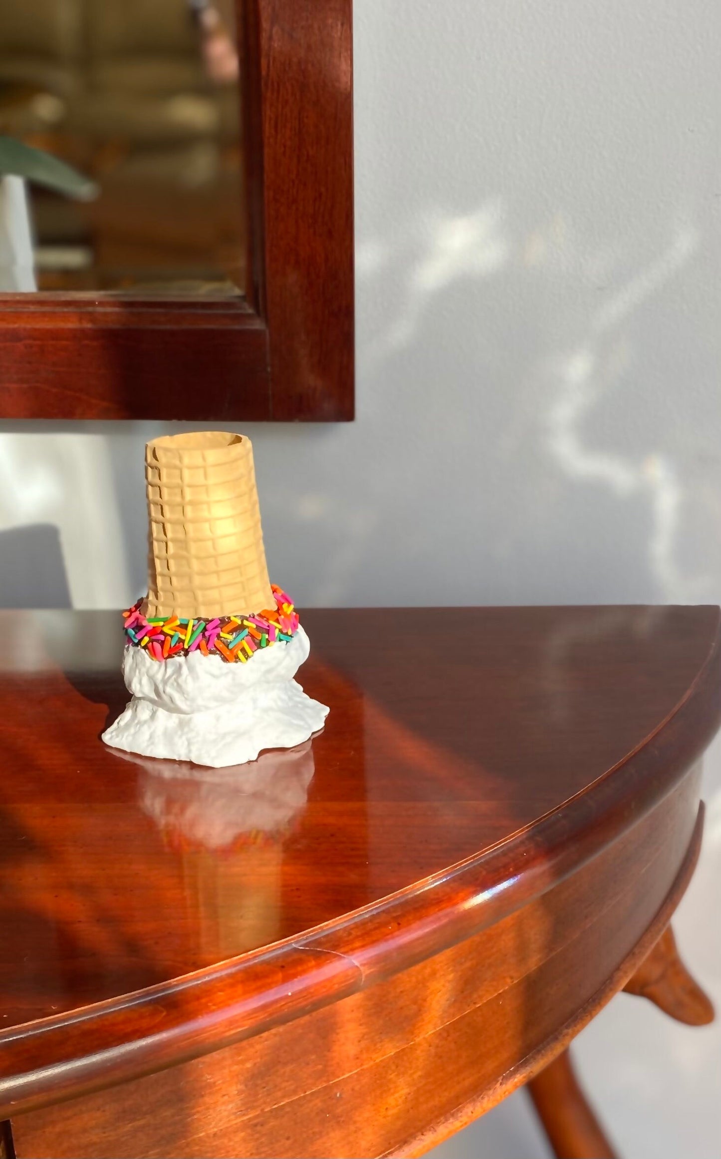 Ice-cream cone, Makeup brush holder, pen cup, paintbrush holder, organizer, food art decor for the modern home